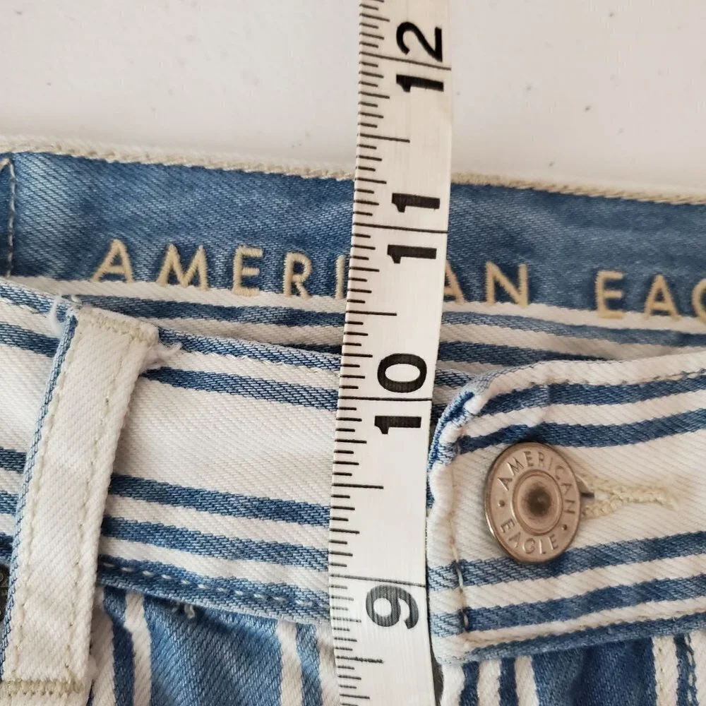 American Eagle 00 Mom Jeans High‎ Rise Blue White Striped Denim Preppy Coastal